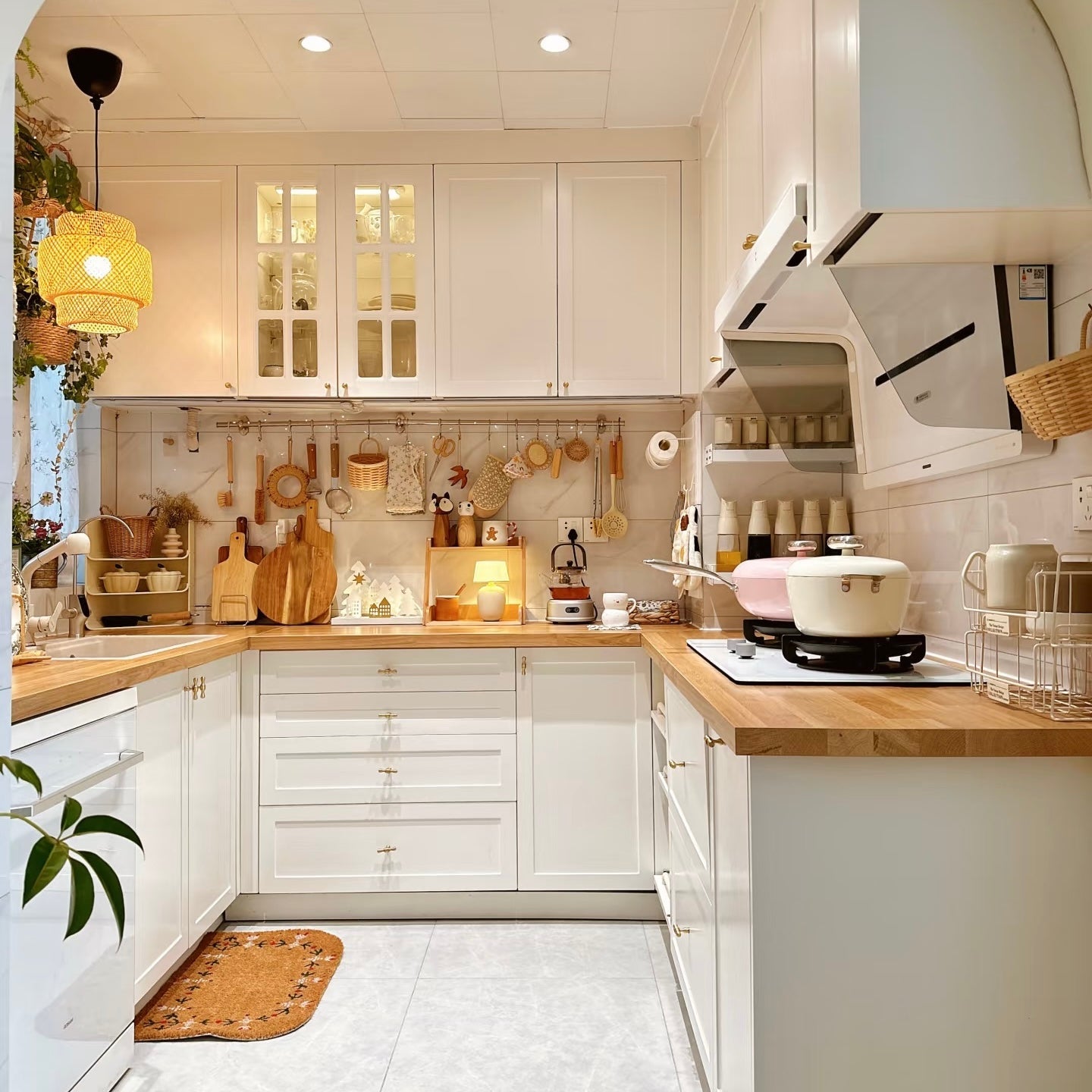 kitchen utensils